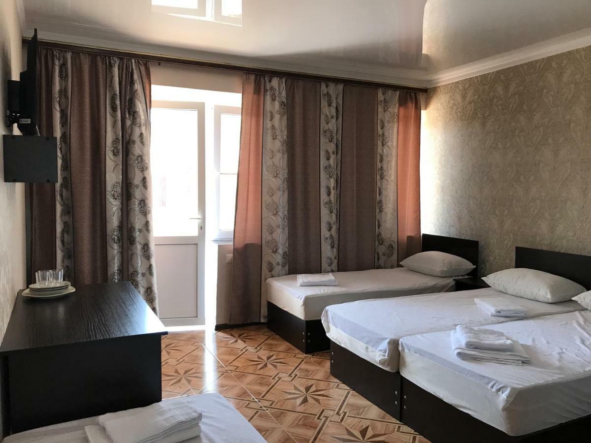 Ainar Hotel Gagra Exterior foto
