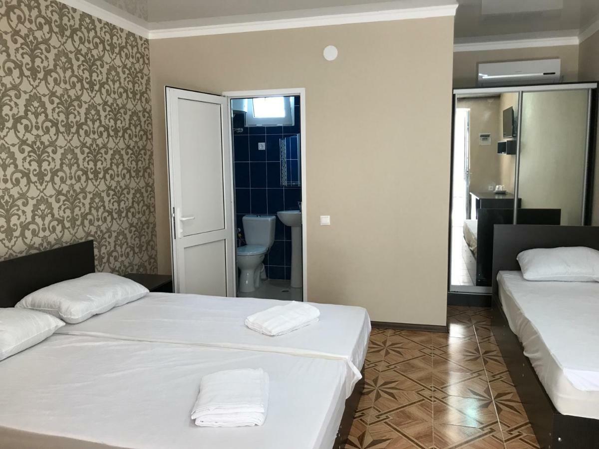 Ainar Hotel Gagra Exterior foto
