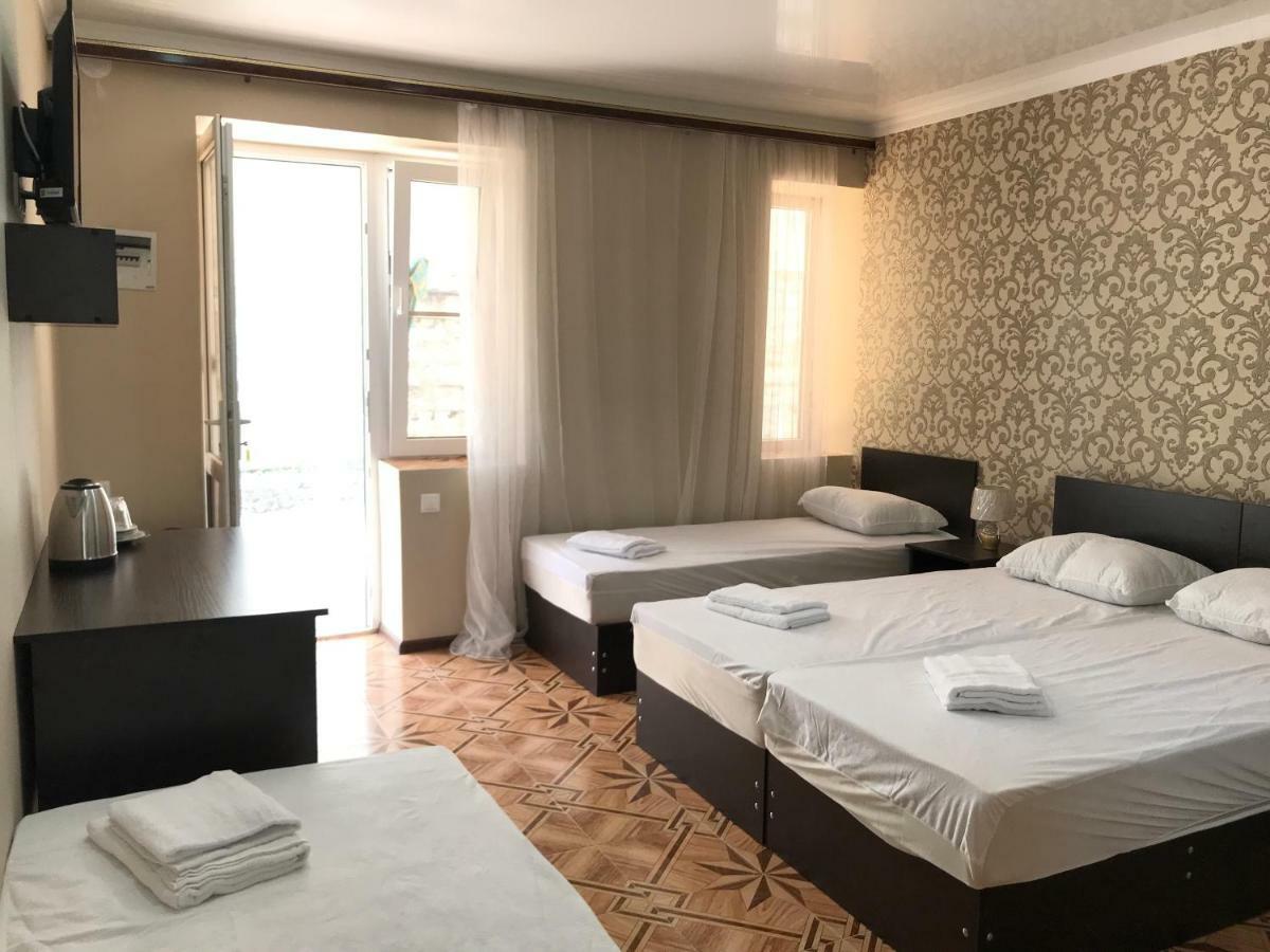 Ainar Hotel Gagra Exterior foto